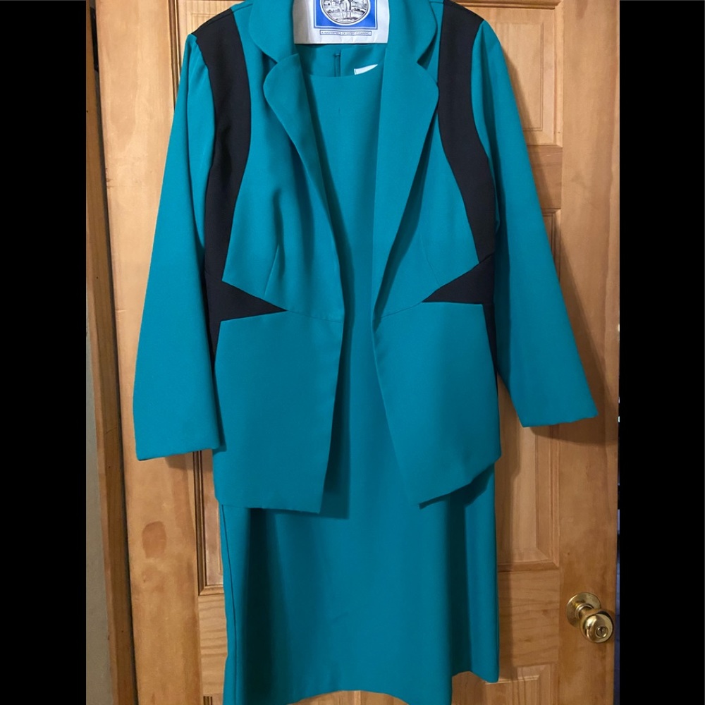 Ladies Teal and Black two piece suit